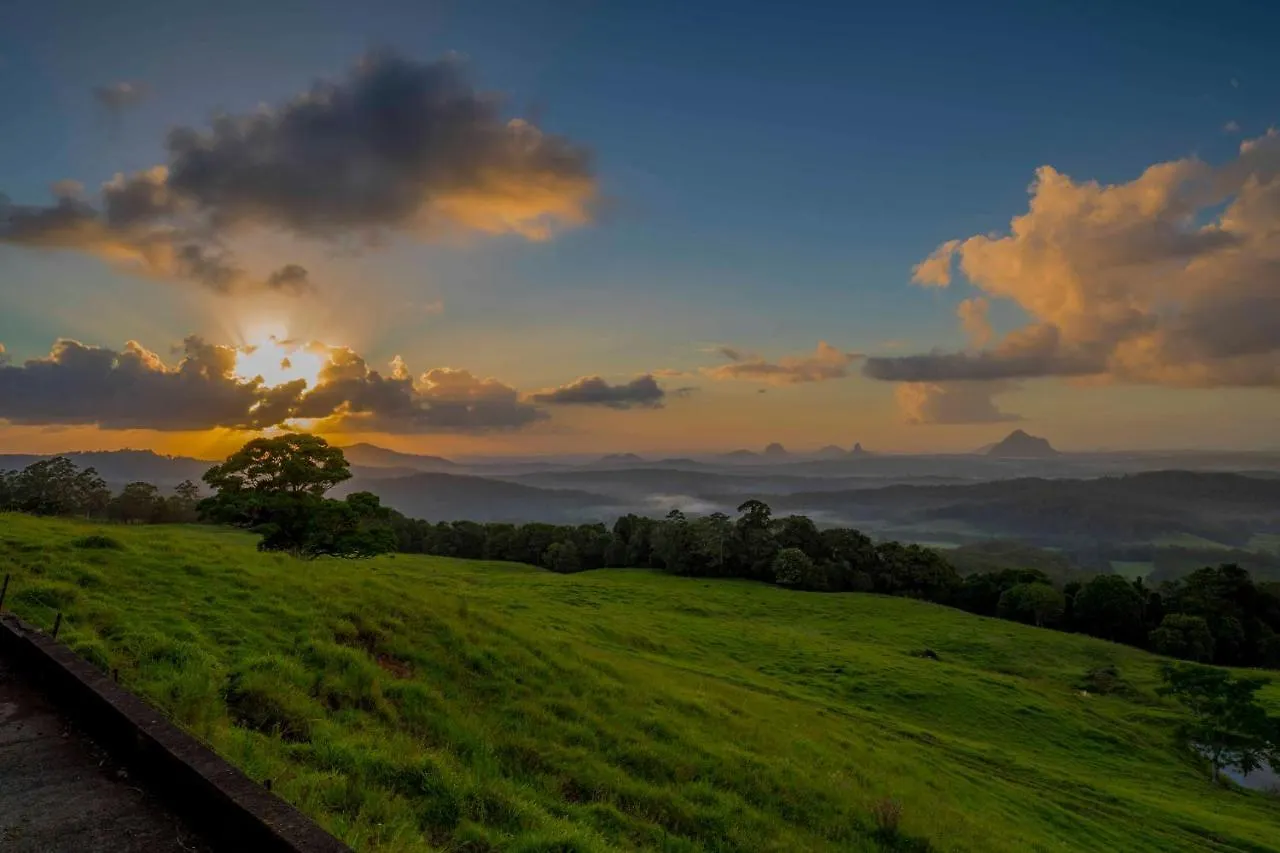 ***  Tranquil Park Motel Maleny Australia