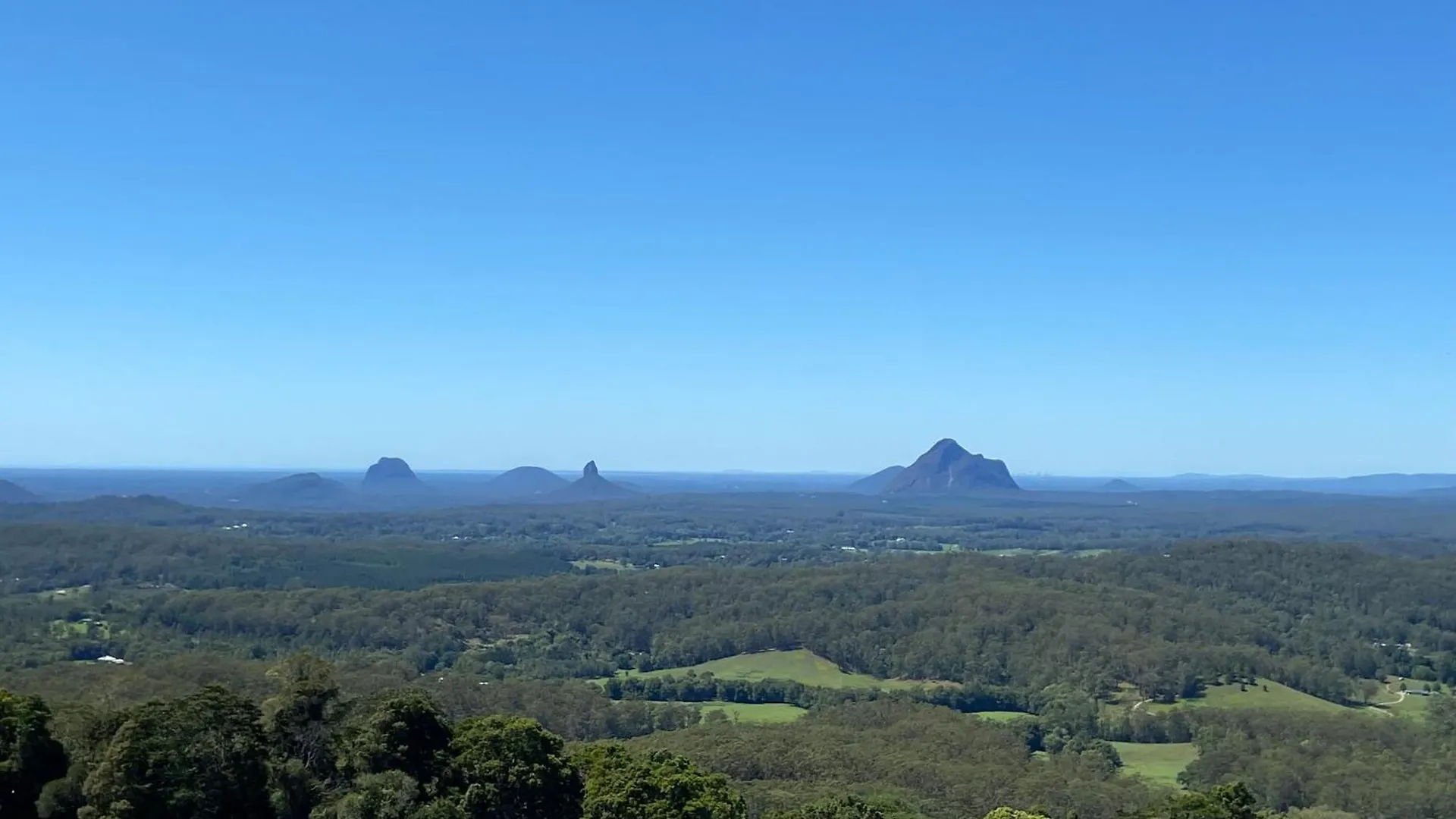 ***  Tranquil Park Motel Maleny Australia